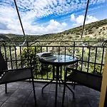 Apartamento Elaionas Selinitsa
