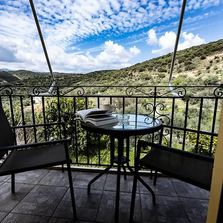 Apartamento Elaionas Selinitsa