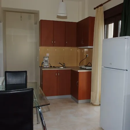 Elaionas Apartman *