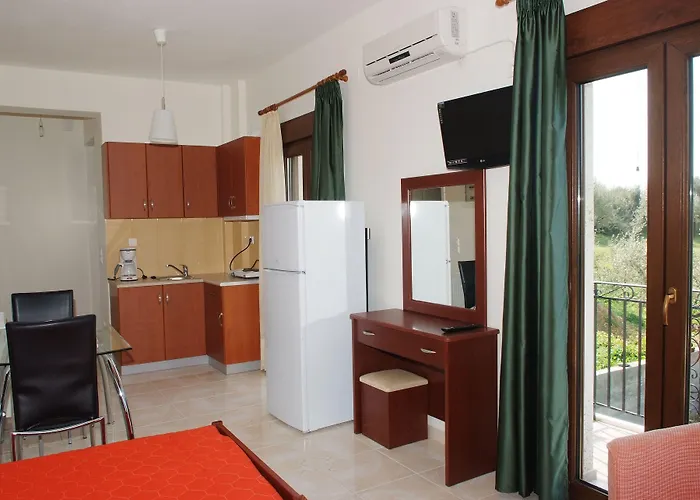 Elaionas Apartamento *