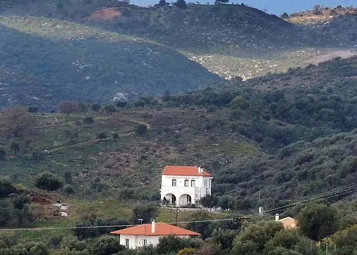 Apartamento Elaionas Selinitsa